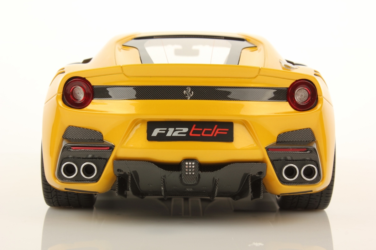 Ferrari F12 tdf 1:18 | MR Collection Models