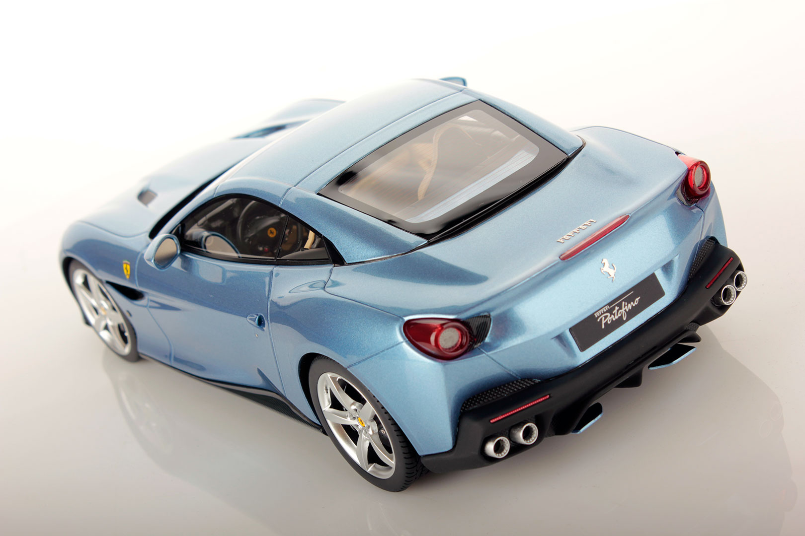 Ferrari Portofino 1:18 | MR Collection Models