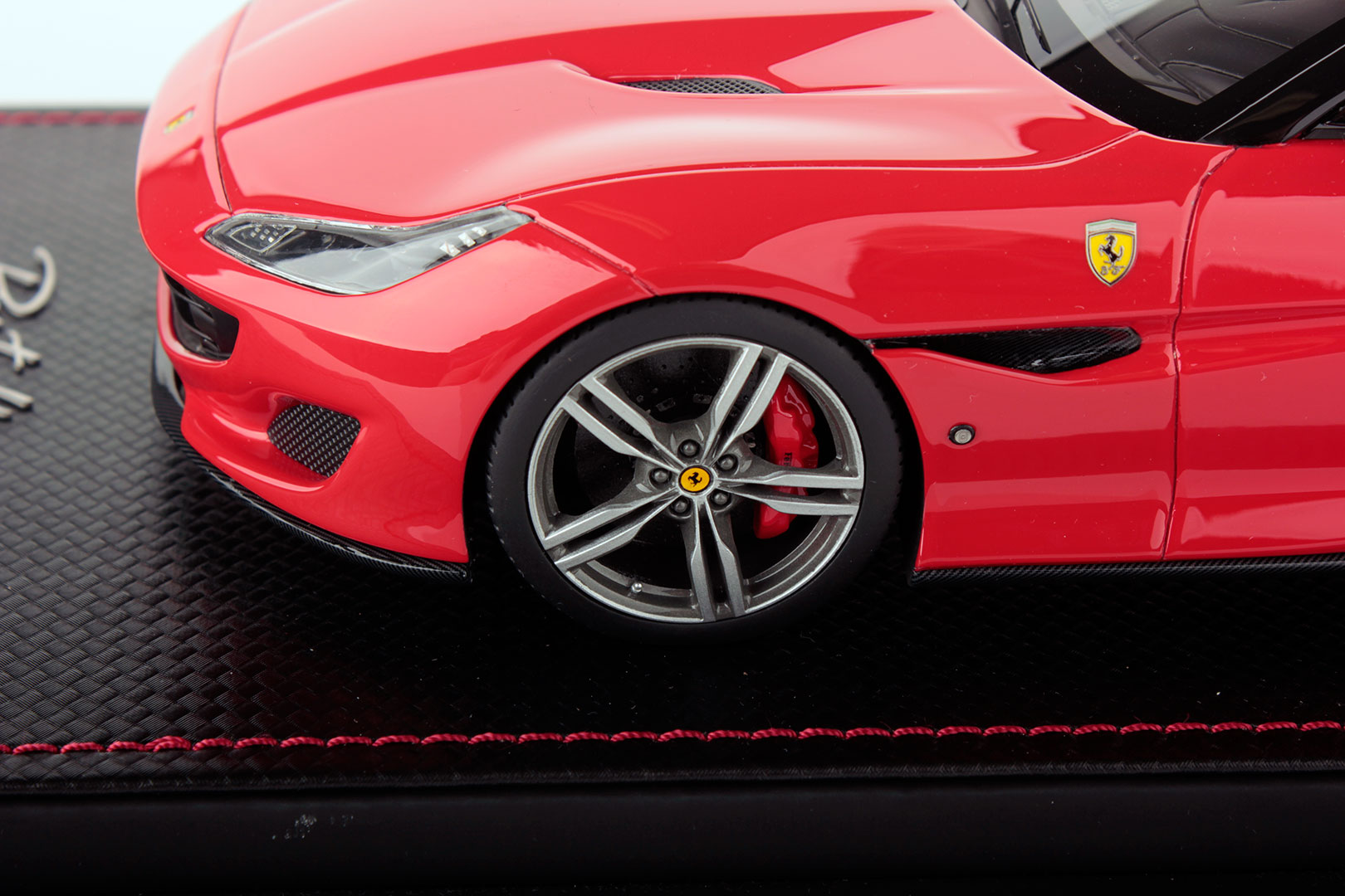 Ferrari Portofino 1:18 | MR Collection Models