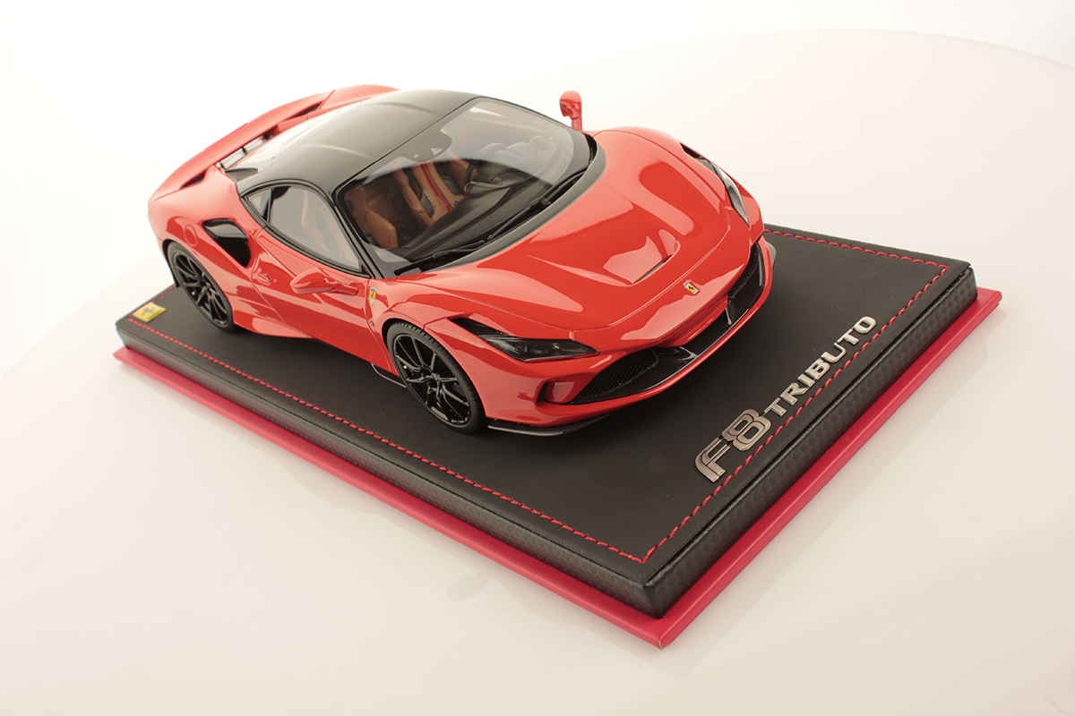 Ferrari F8 Tributo 1:18 | MR Collection Models