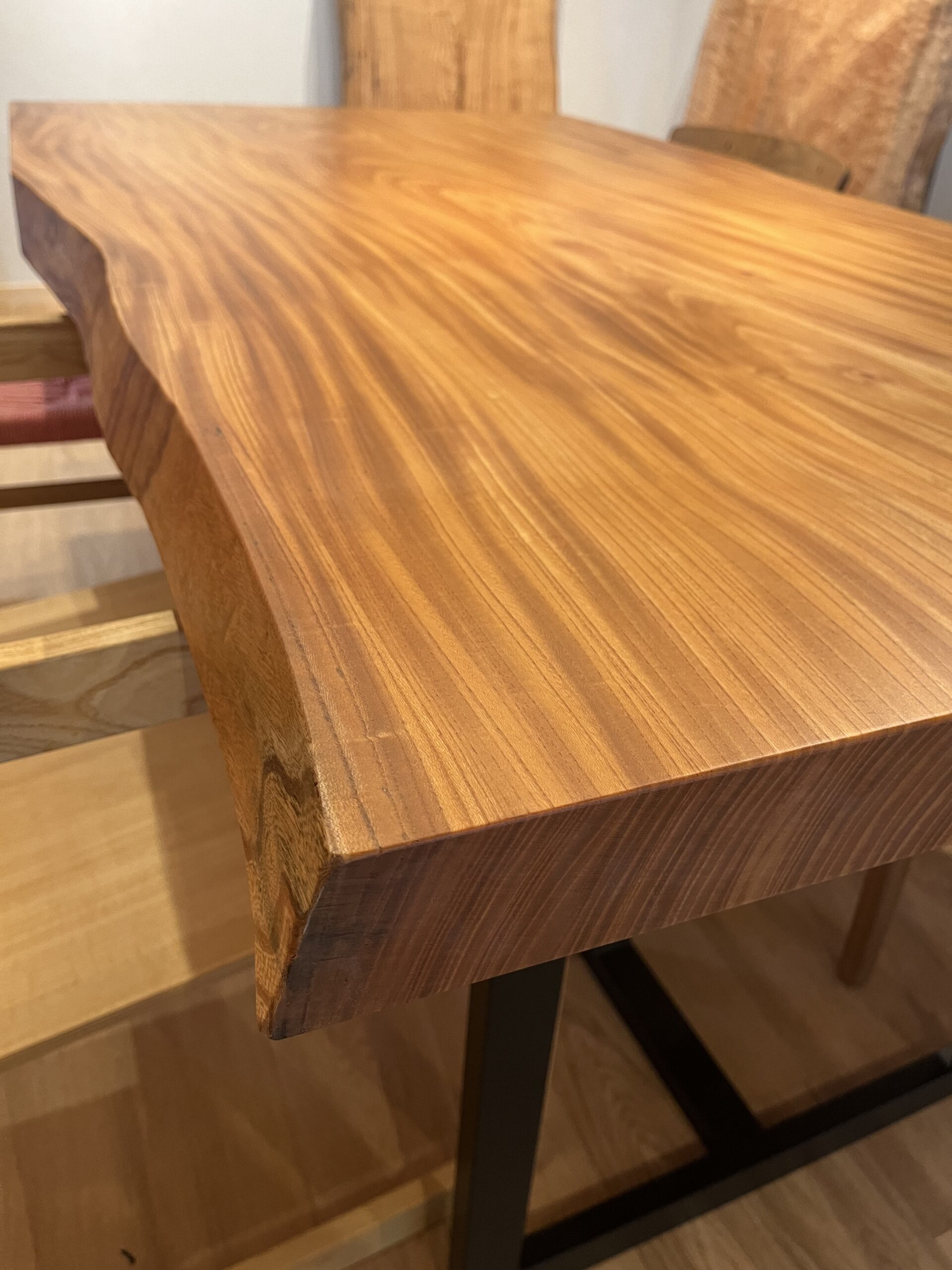 ケヤキ（欅）一枚板テーブル天板(mkc532-g96)｜無垢の家具｜粗木から