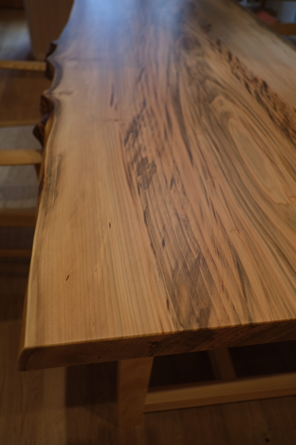 桂（カツラ）一枚板テーブル天板(mkc736-g66)｜無垢の家具｜粗木から