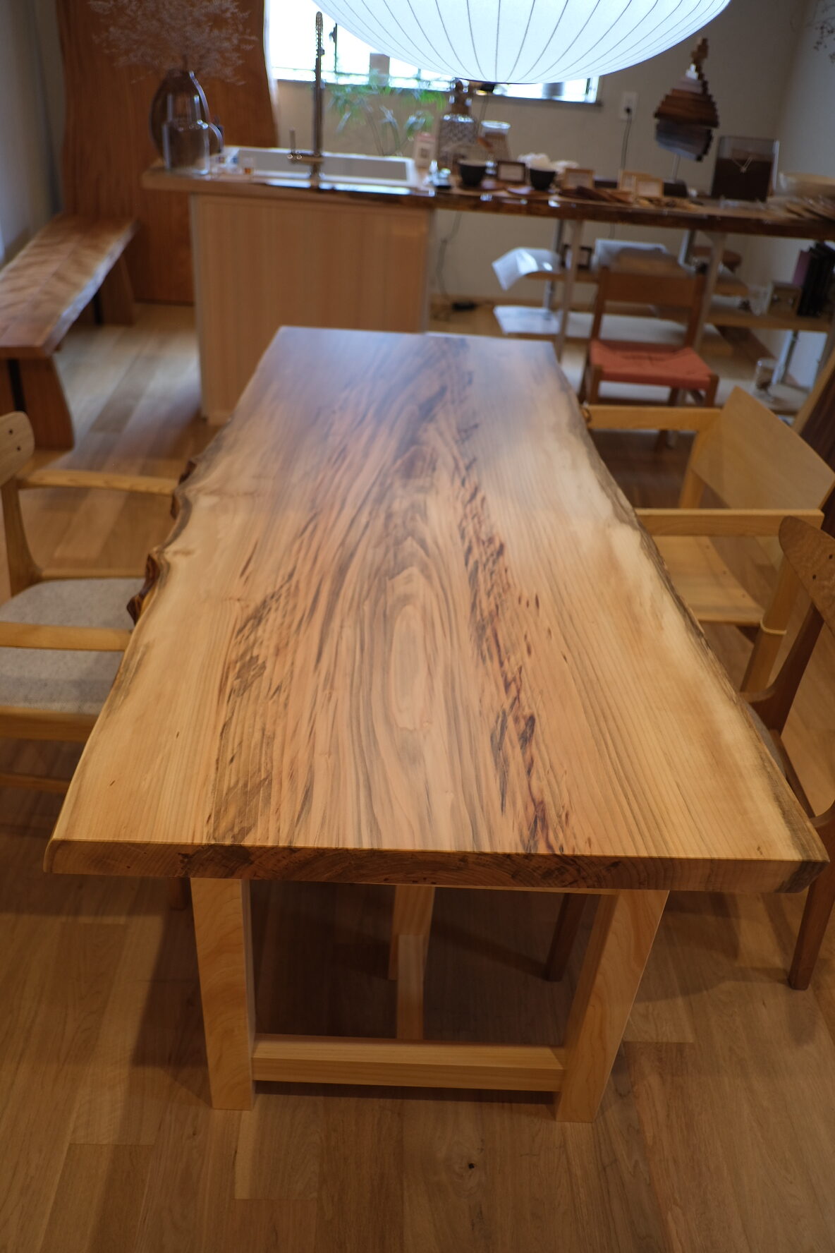 桂（カツラ）一枚板テーブル天板(mkc736-g66)｜無垢の家具｜粗木から