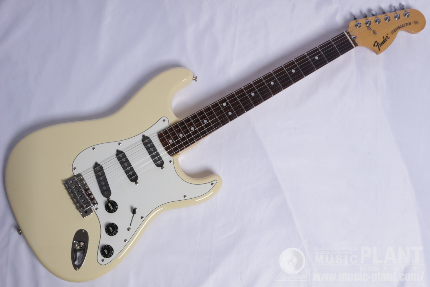 Fender Japan エレキギターST72-85SC OWH中古品()売却済みです