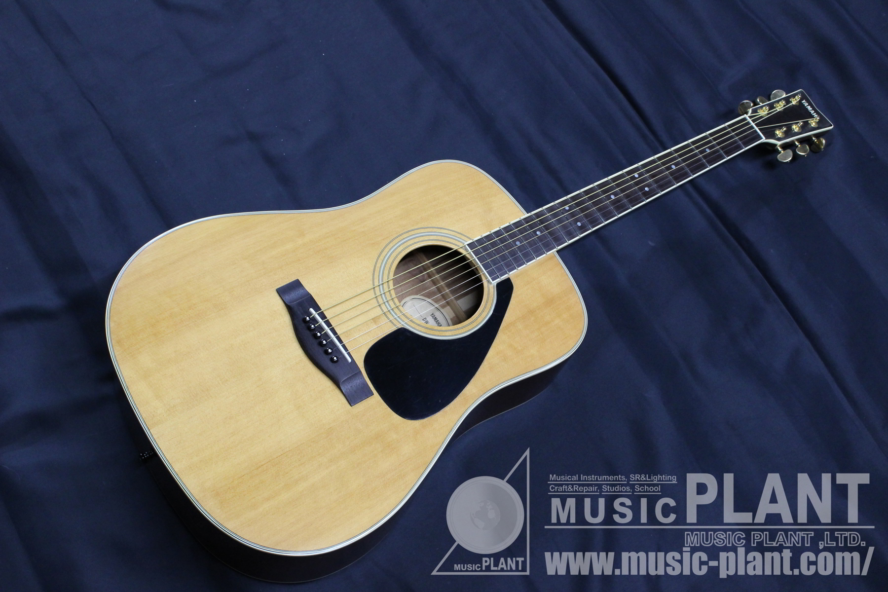 YAMAHA アコースティックギターDW-4S N中古()売却済みです。あしからず