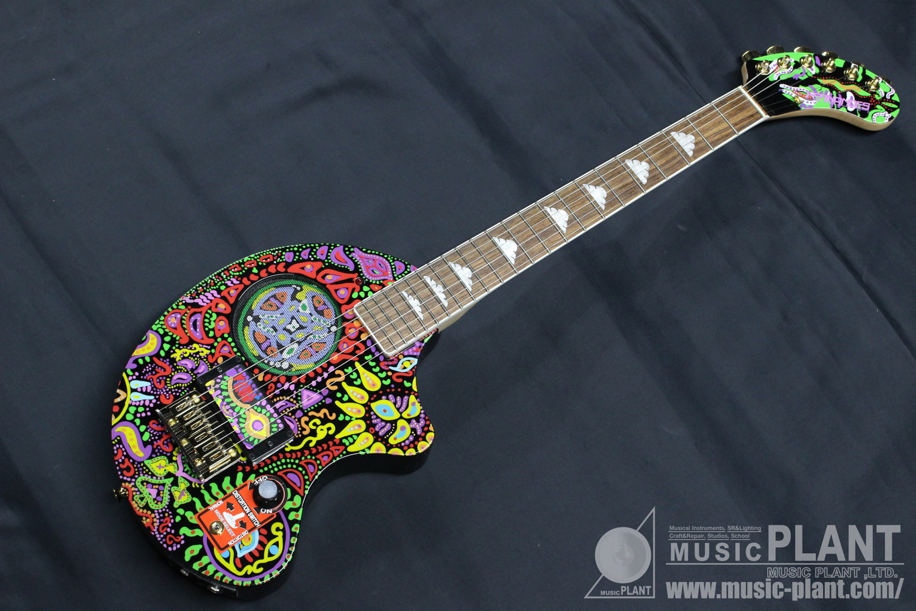 FERNANDES ZO-3シリーズ スピーカー内臓エレキギターPAINT-ZO '24 W/SC