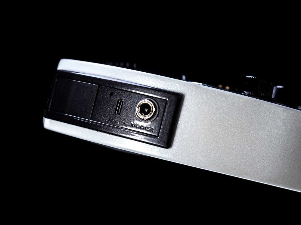 MOOER GTRSシリーズ インテリジェントヘッドレスギターGTRS W800 Pearl