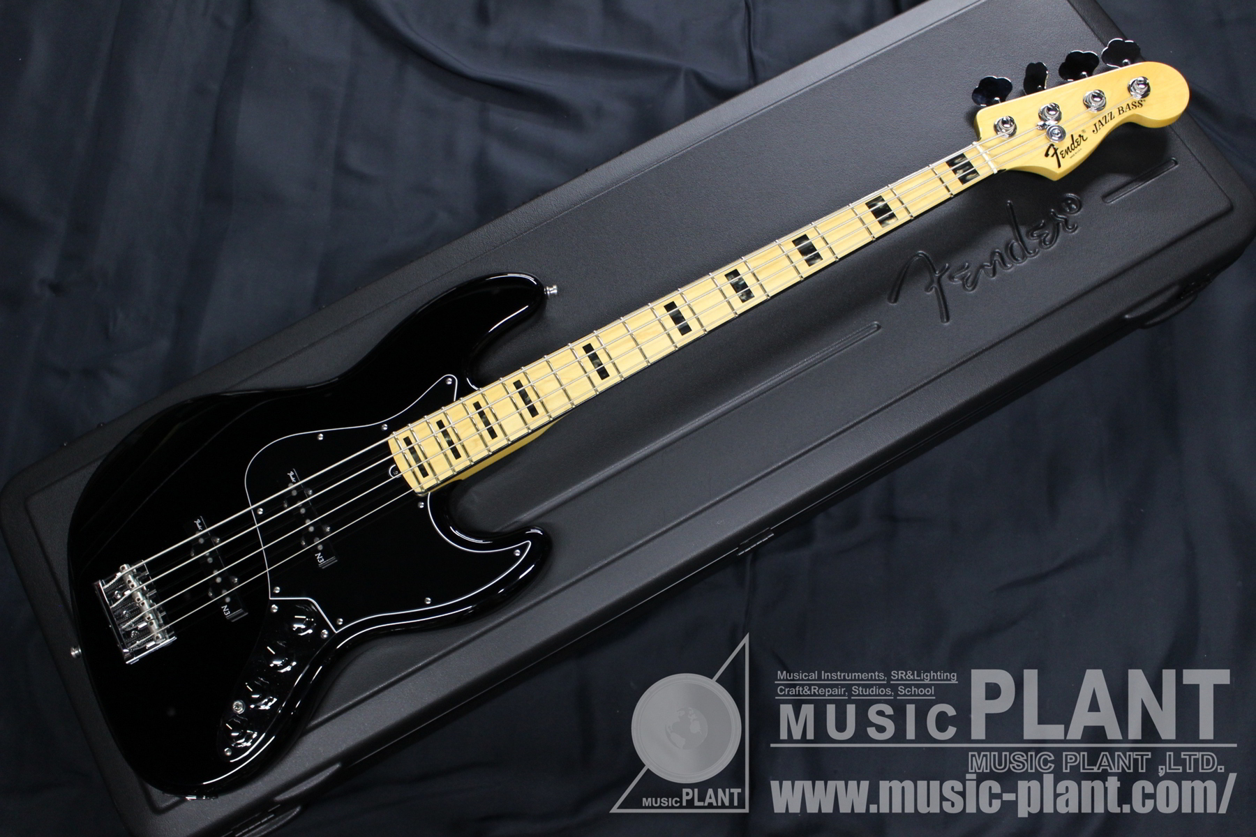 Fender エレキベース2015 American Deluxe Jazz Bass Black中古()売却