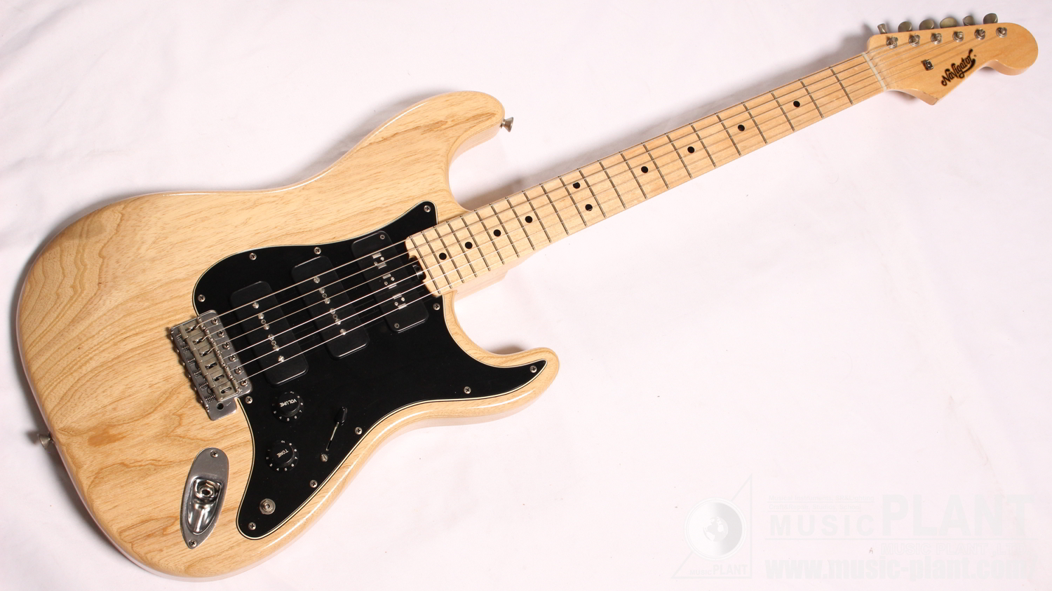 Navigator SIGNATUREシリーズ エレキギターN-ST SGZ Custom -FZ- LUNA