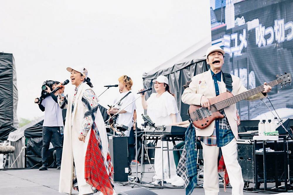 音楽】ドリカム、吉田美和の故郷・北海道池田町での凱旋ライブに密着