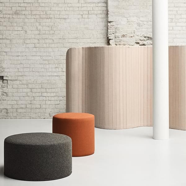 DRUMS 、機能プーフとテーブルです-デコとデザイン、 SOFTLINE