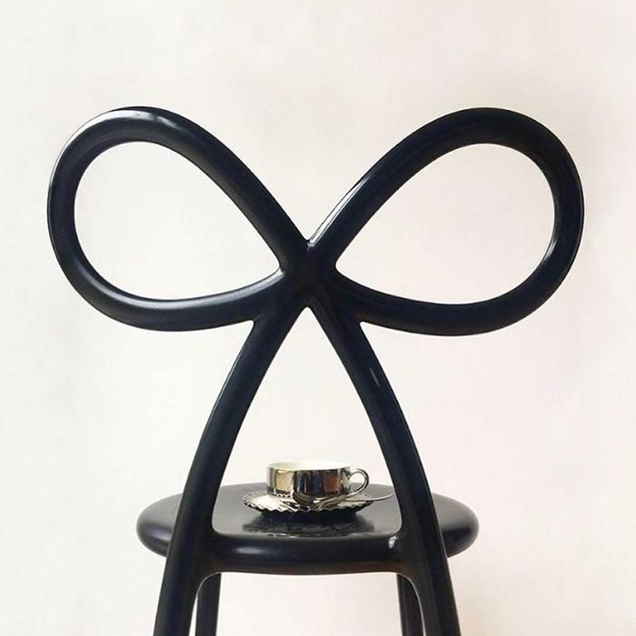QEEBOO chair RIBBON CHAIR (Black - Polypropylene) - MyAreaDesign