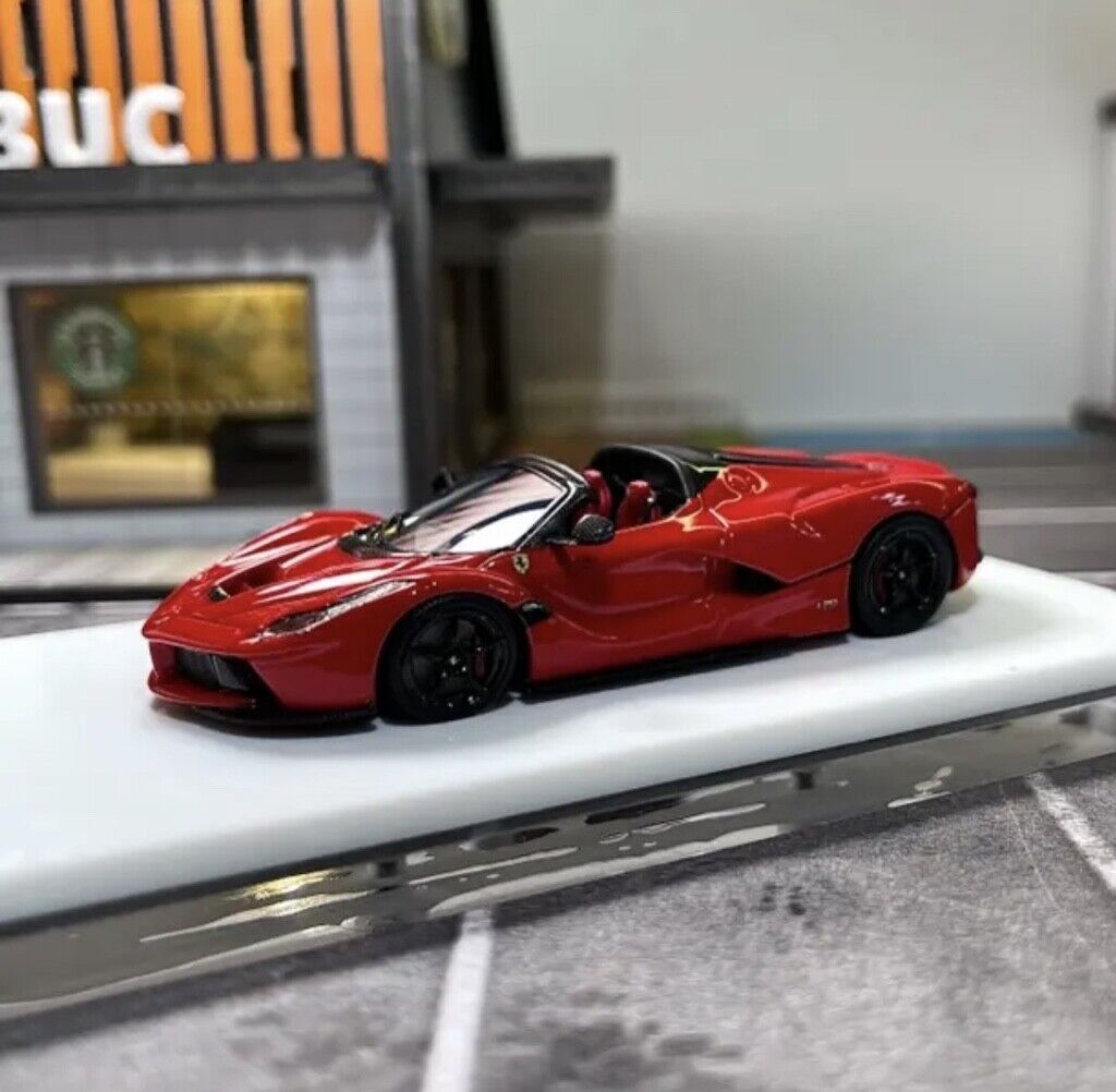 DMH 1:64 Red Laferrari Aperta Convertible Sports Model Diecast