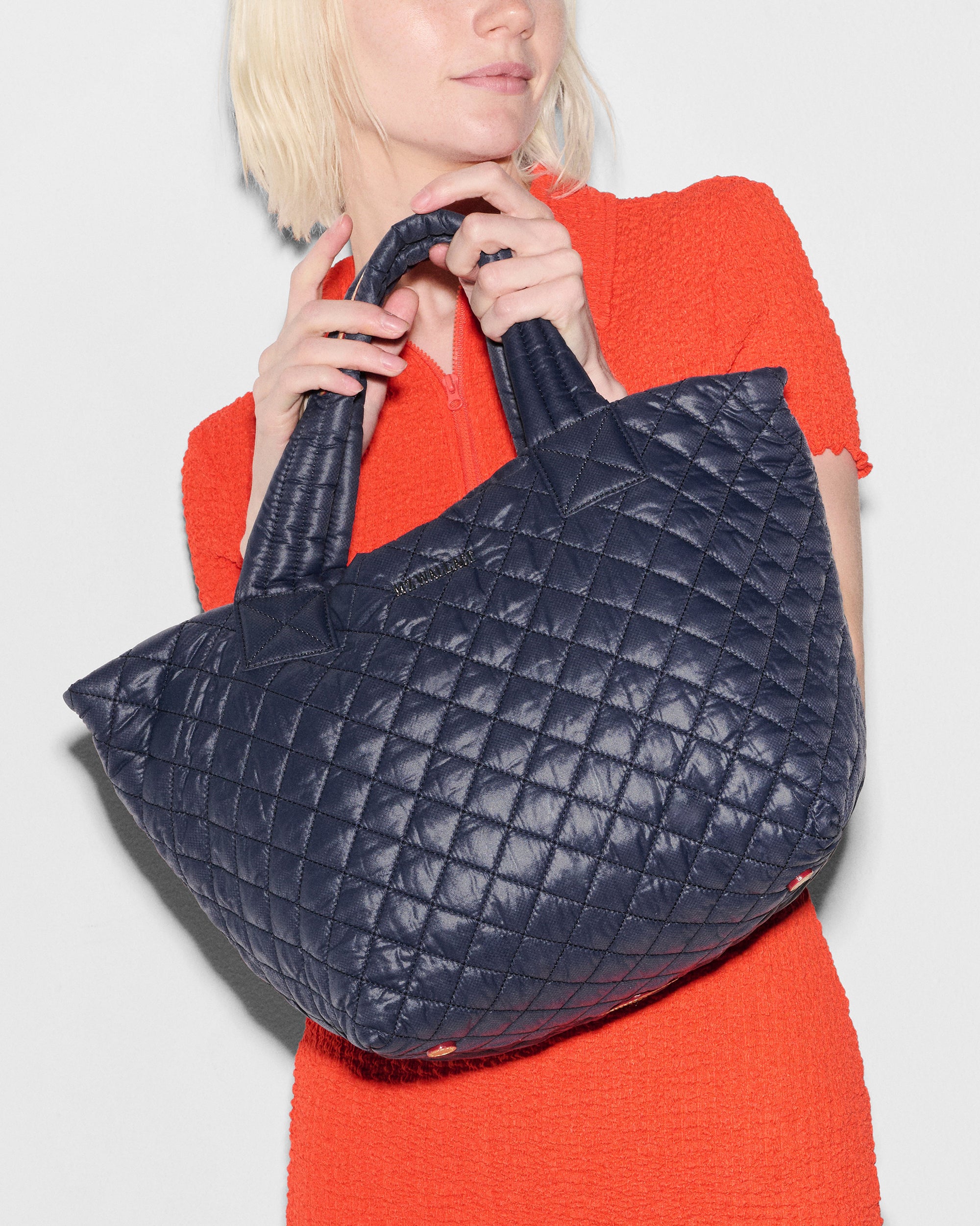 Dawn Small Metro Tote Deluxe