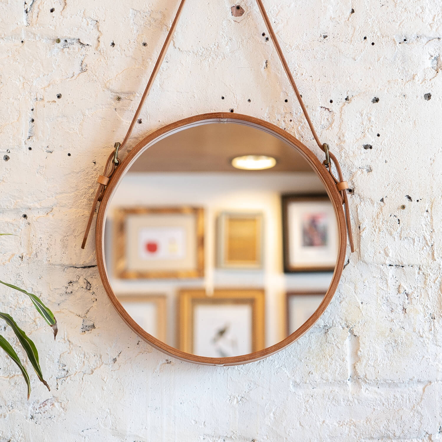 NOTEWORKS x ARTBROWN 本革円形鏡 - NOTEWORKS オンラインショップ