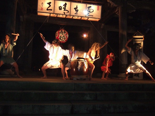 石川県指定無形文化財【御陣乗太鼓】/能登、輪島で温泉旅行なら能登の