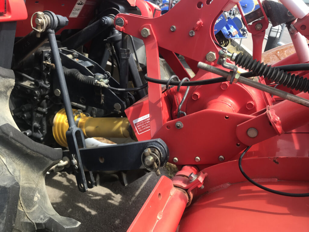 トラクターにおいて重要な”ヒッチ” 農機具屋さんも意外と知らない