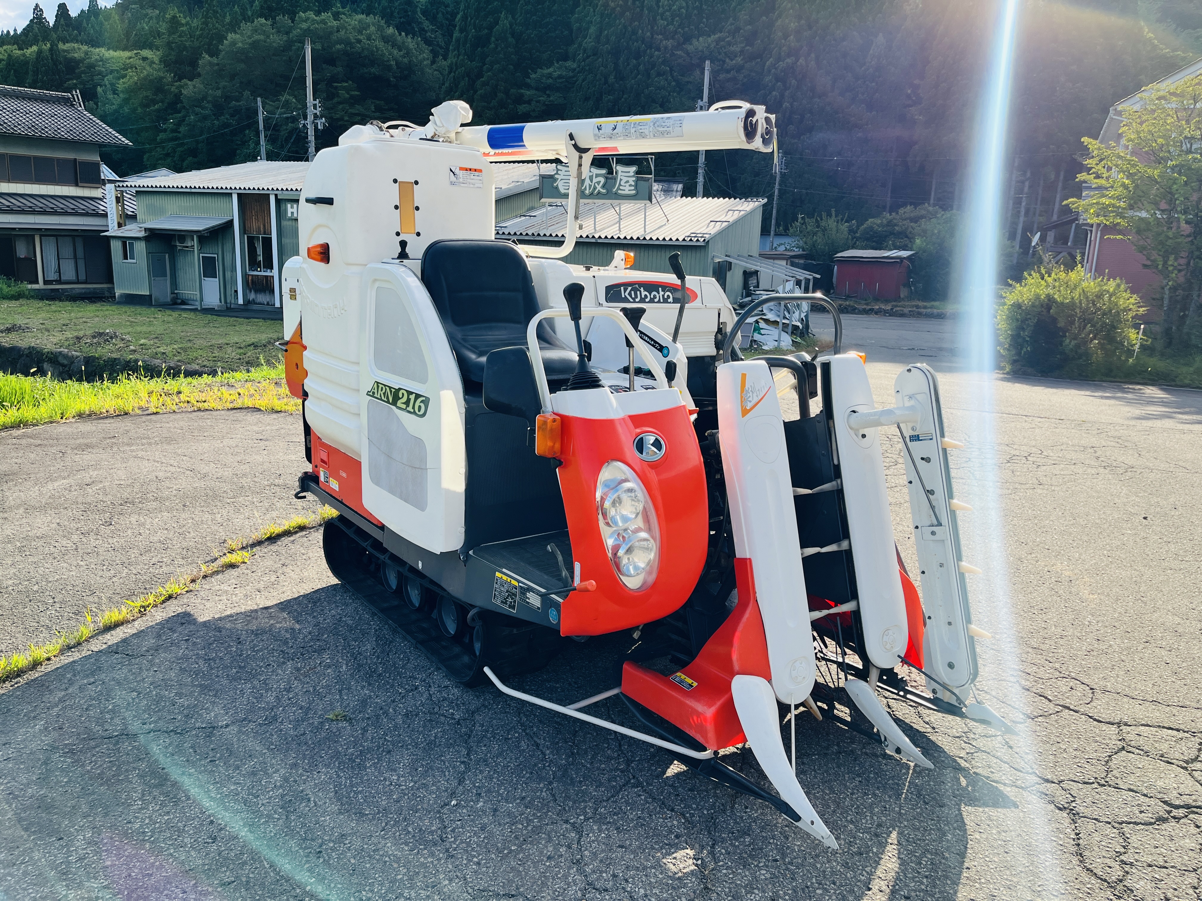 クボタ 中古コンバイン ARN216の詳細｜農機具通販ノウキナビ