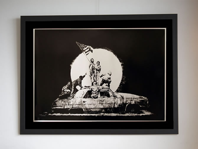 FLAG - Banksy（バンクシー）のグラフィティアート作品を販売 ー