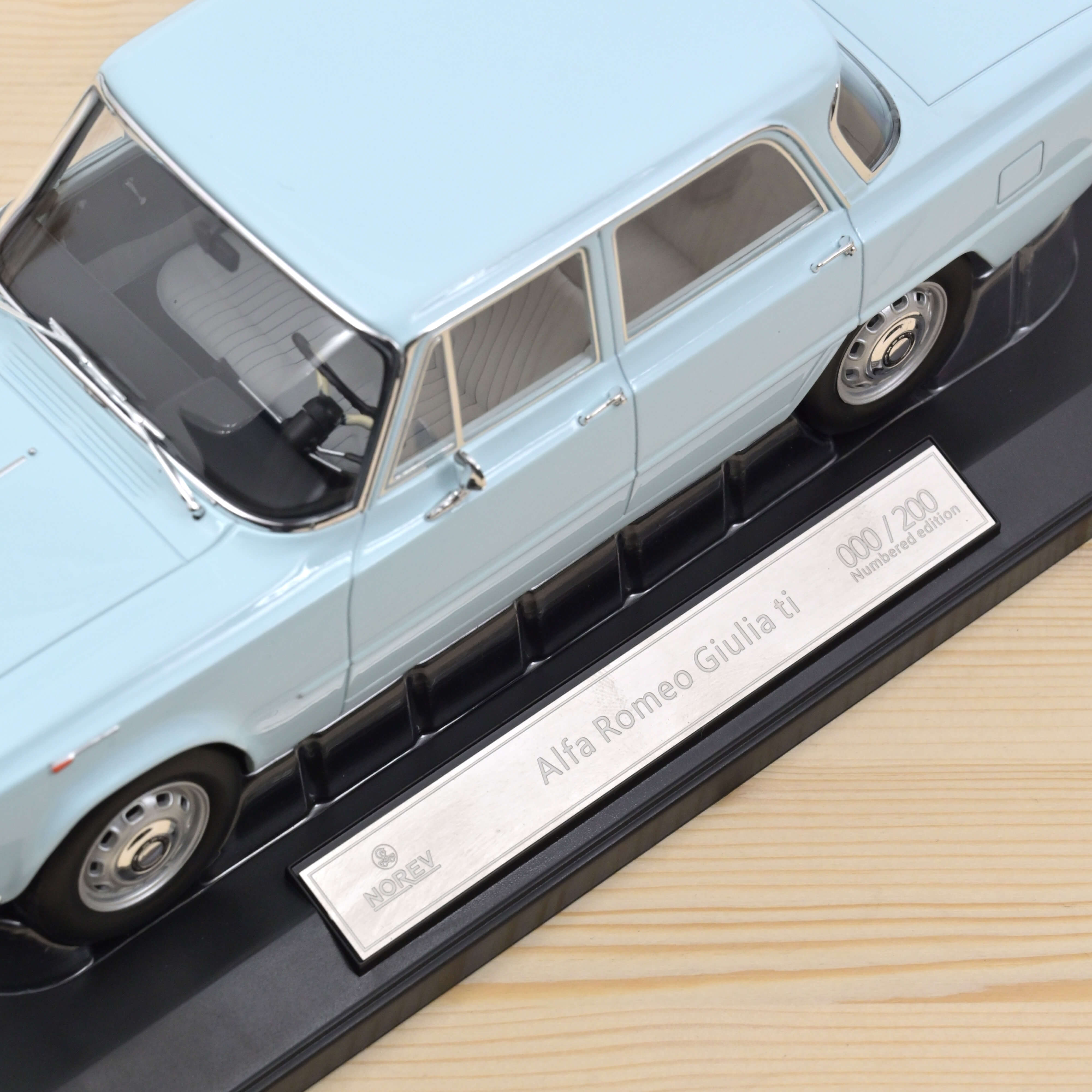 Alfa Romeo Giulia TI 1964 Light Blue 1:18 - 200pcs – Norev