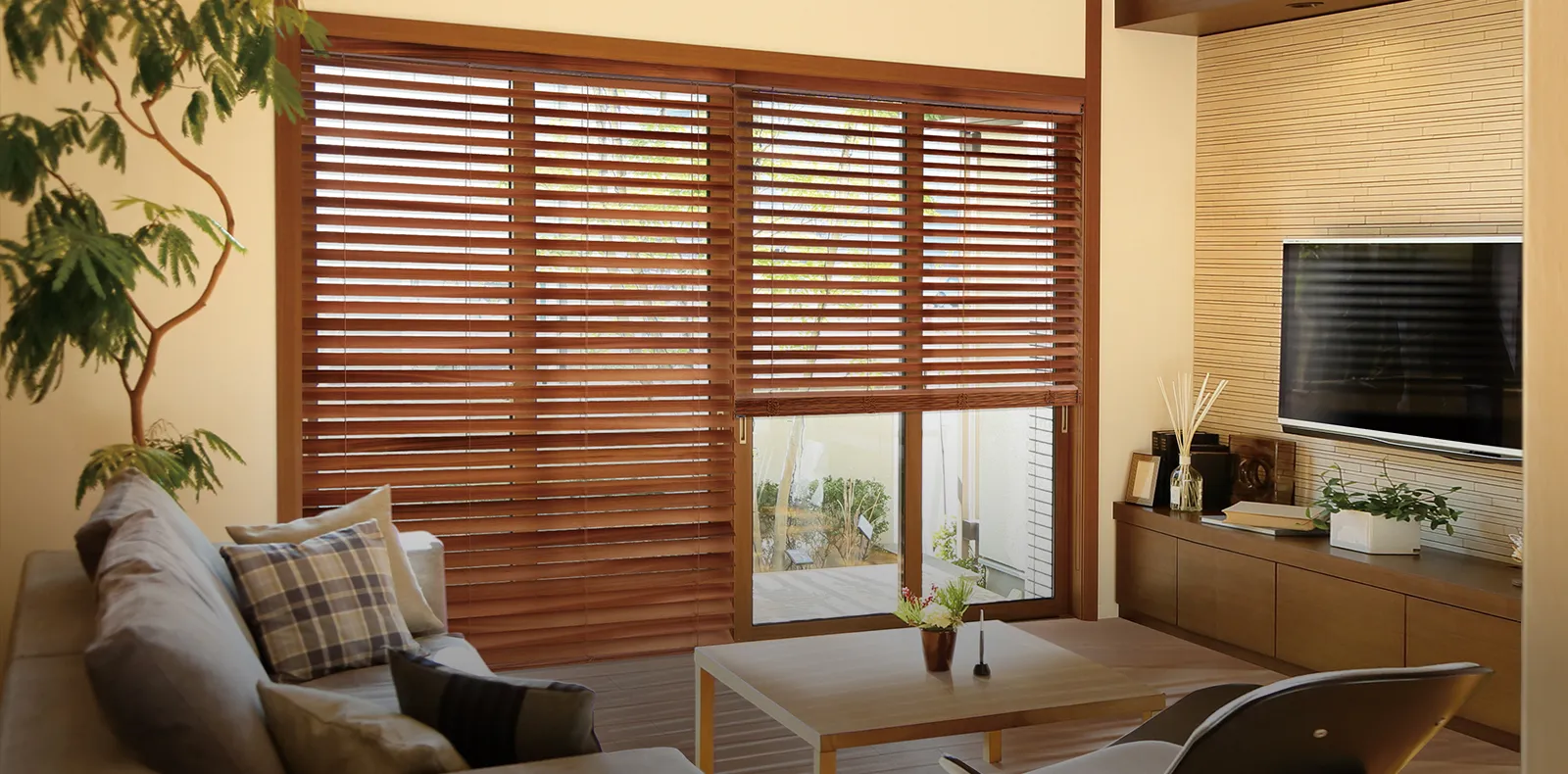 ウエスタンレッドシダーブラインド | ノーマンジャパン