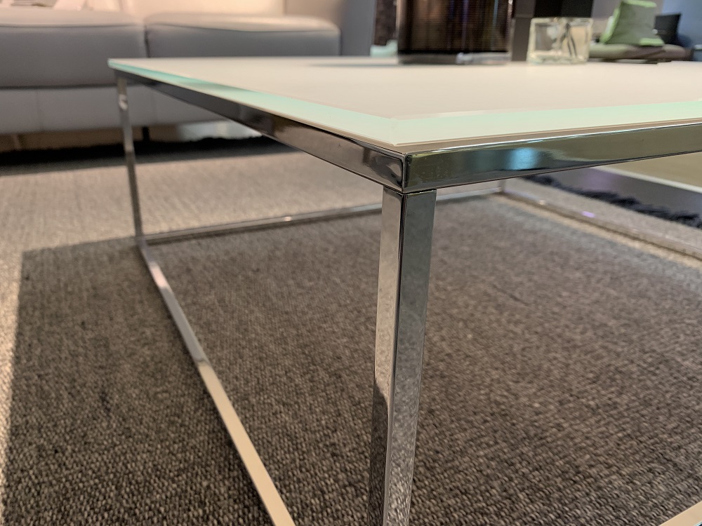 人気リビングテーブルのご紹介 | NATUZZI ITALIA GALLERY YOKOHOMA