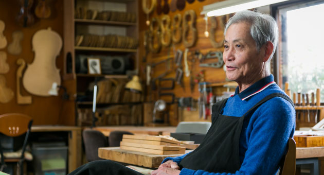 バイオリン製作者 井筒信一さん（弦楽器いづつ 松本市）のインタビュー