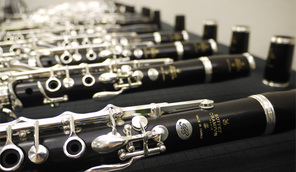 クラリネット選定ポイントは？横川先生インタビュー｜ 管楽器専門店