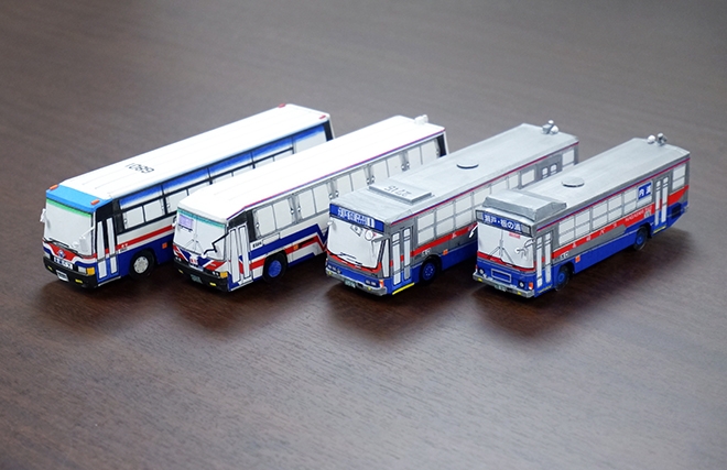 長崎バスファン必見！大学生がオーダーメイドバス停キーホルダーを作り