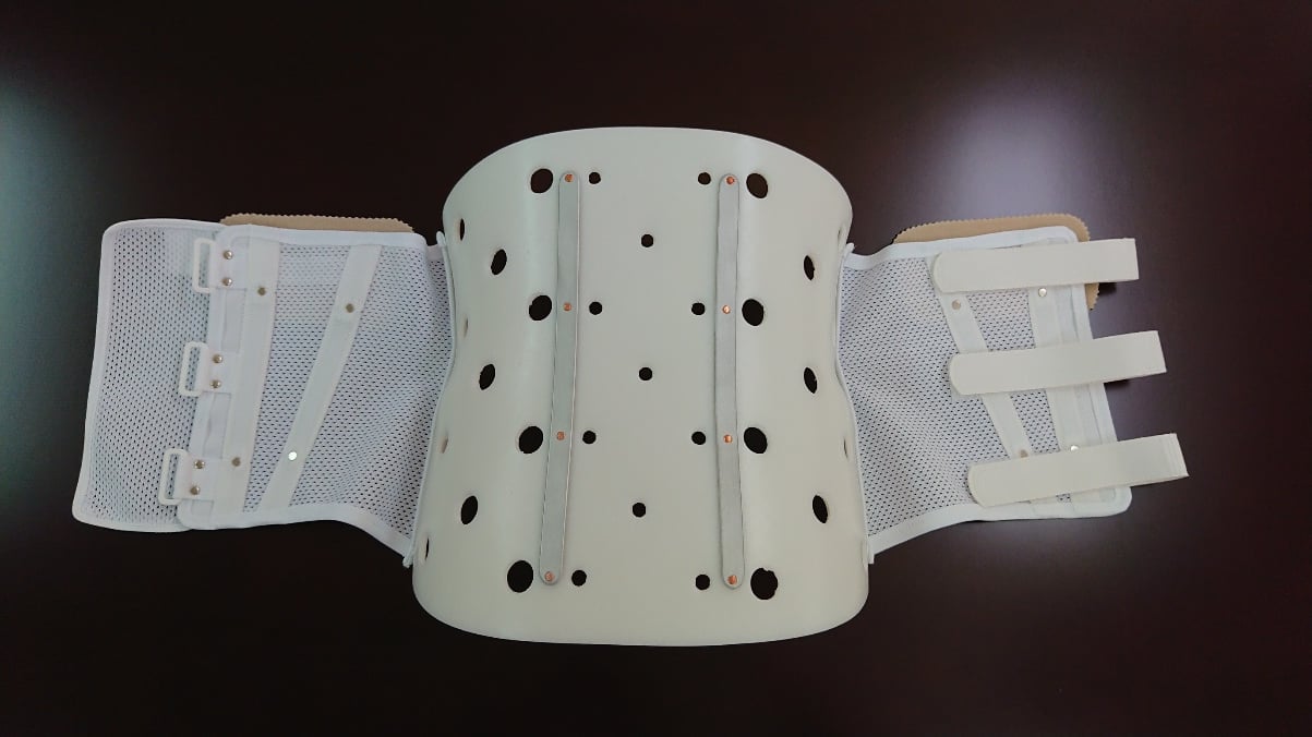 セミハード (半硬性)