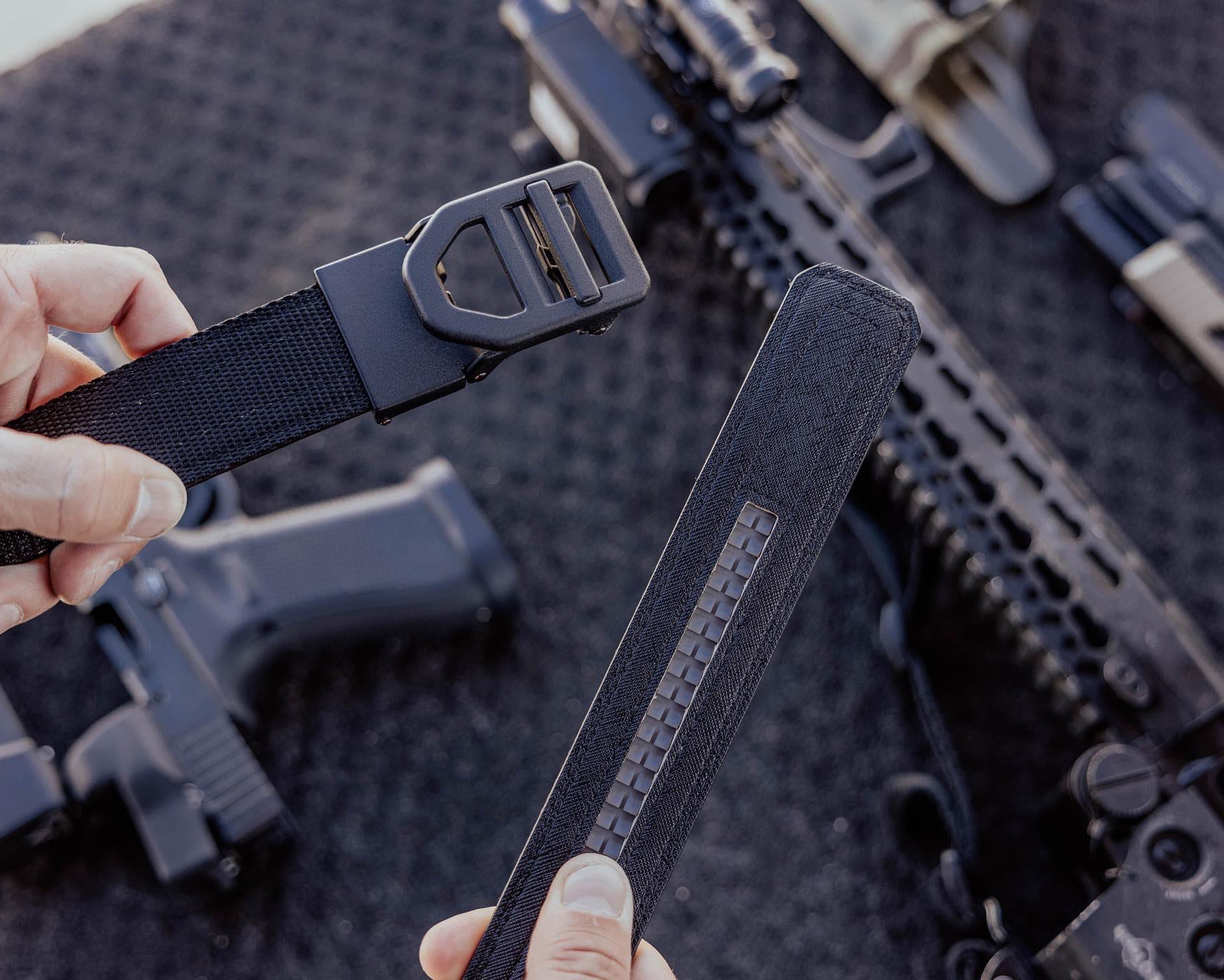 コアエッセンシャルズ タクティカル ナイロン EDC ガンベルト 1.5