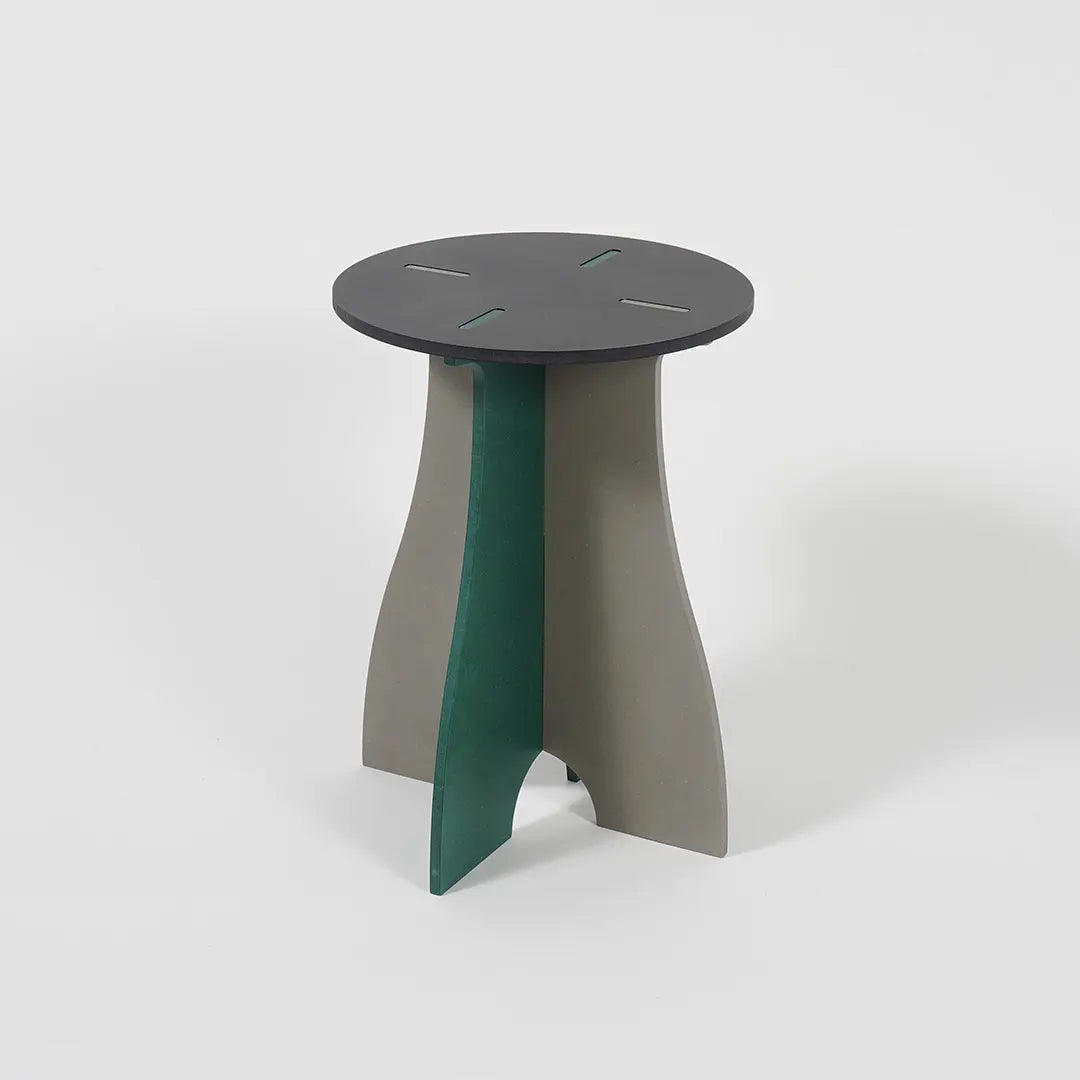 COLORM / デザイン会社が作るミニマルデザインなスツール – NANASAI