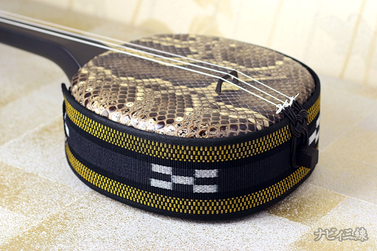 忍(しのび)三線セット｜三線専門店ナビィ三線｜超個性派ツヤ消し三線