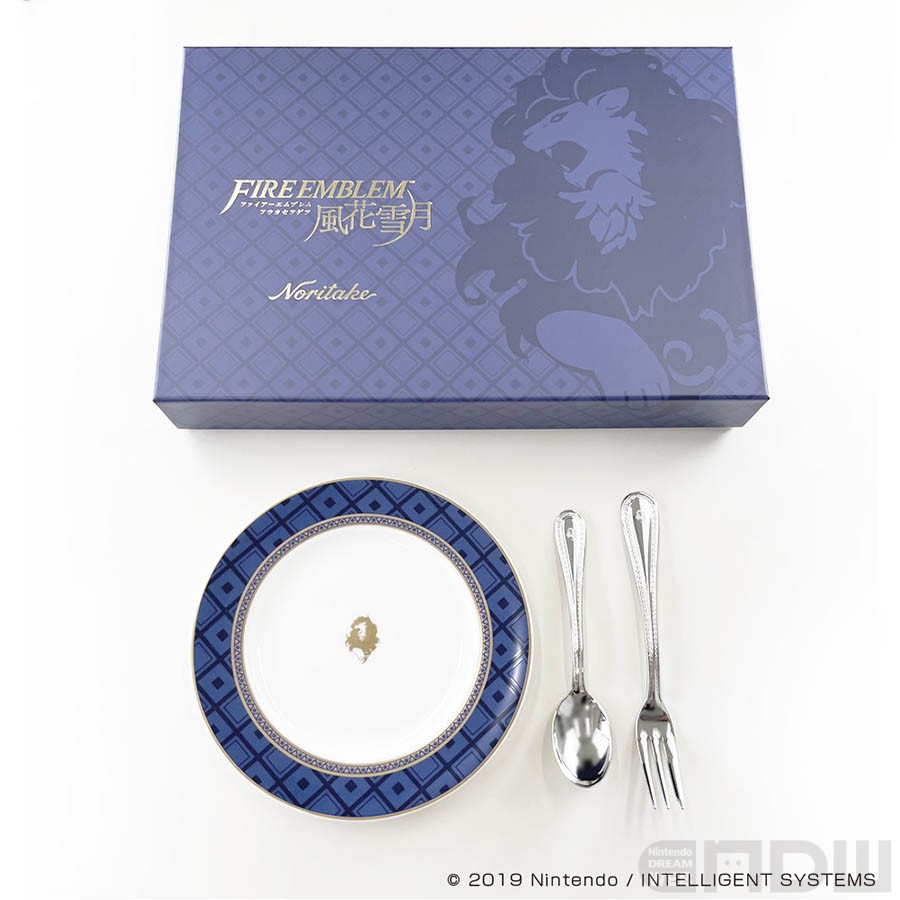 ノリタケ社製『ファイアーエムブレム 風花雪月』各学級の「プレート