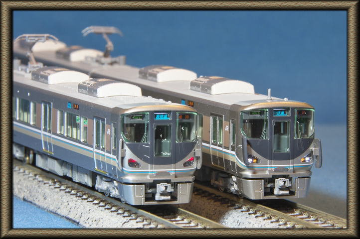 225系0番台 直流近郊形電車（JR西日本）