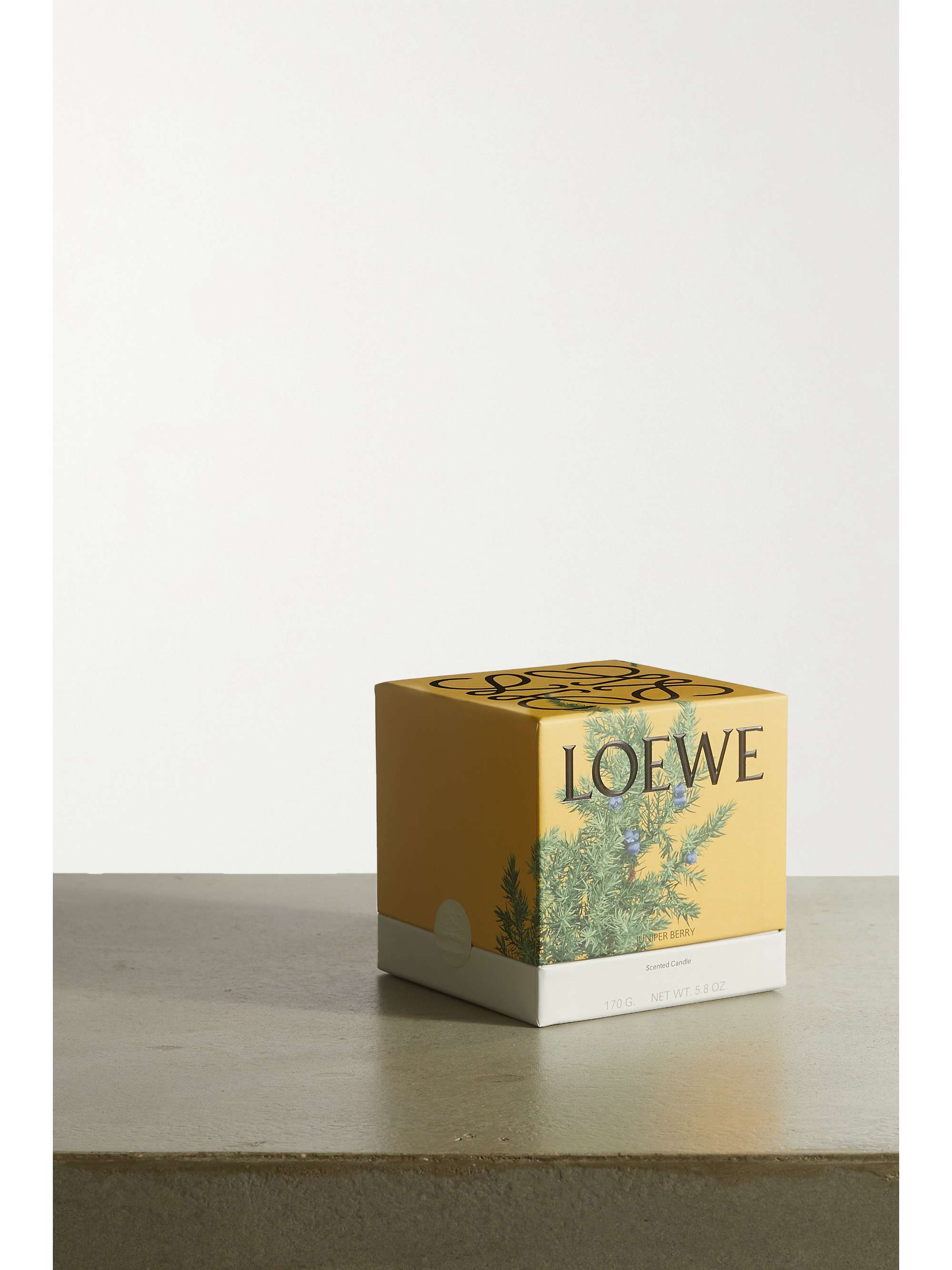 LOEWE PERFUMES Juniper Berry small scented candle, 170g | NET-A-PORTER