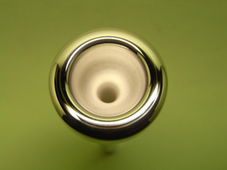 ロータス 新品トランペットマウスピース 3XL2