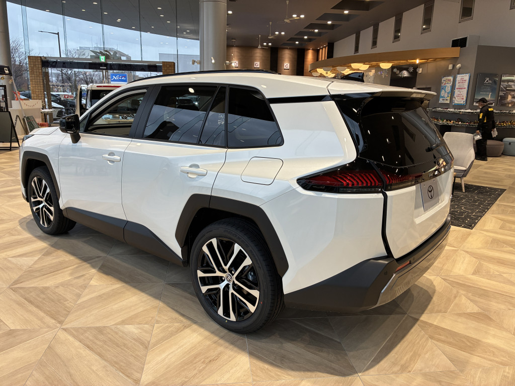 鞍月店】RAV4展示車ございます！ | ネッツトヨタ石川