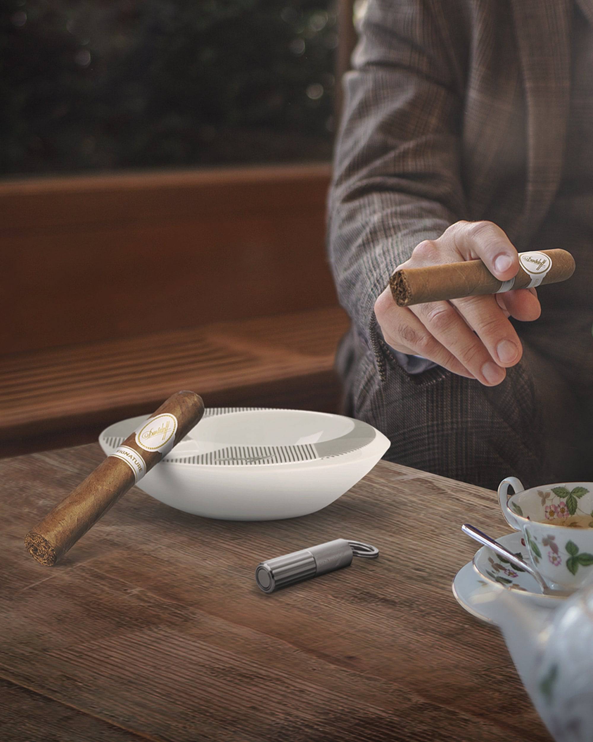 ダビドフ アシュトレイ ラウンド 1本用｜葉巻の通販 nextCIGAR