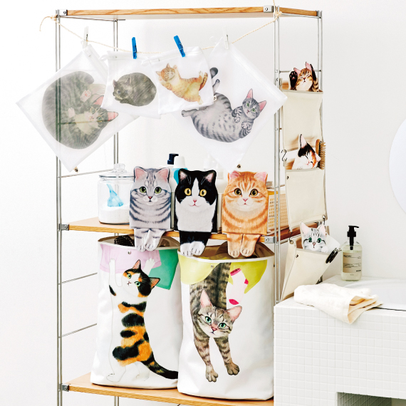 ここ落ち着くニャ！気ままな猫の親子の洗濯ネットセットが登場