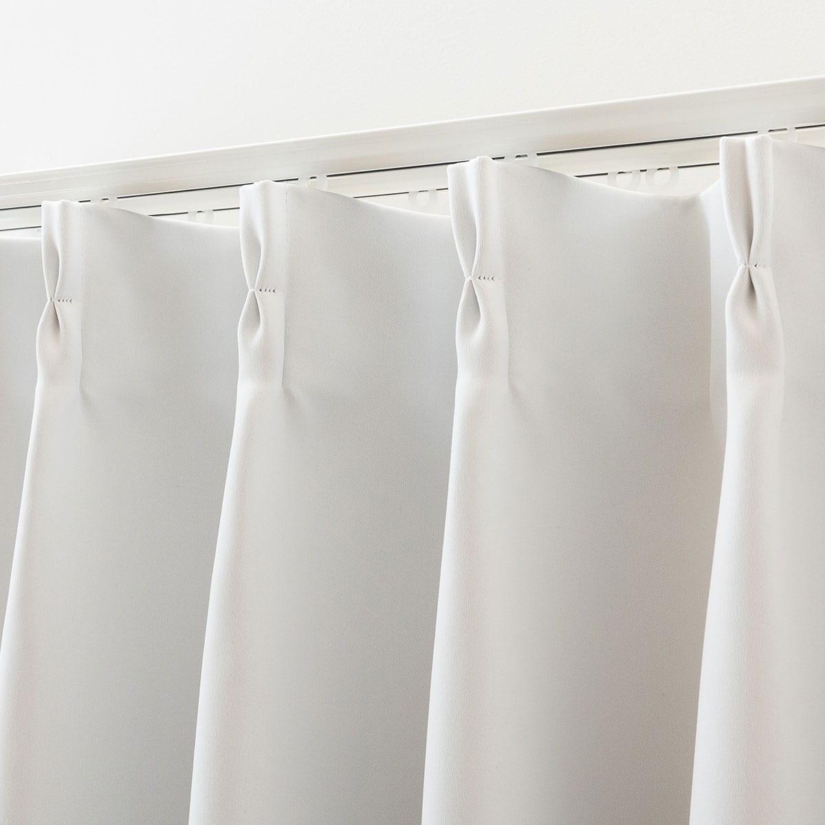 遮光1級・遮熱カーテン（無地・ホワイト）200×178×1 | ニトリネット