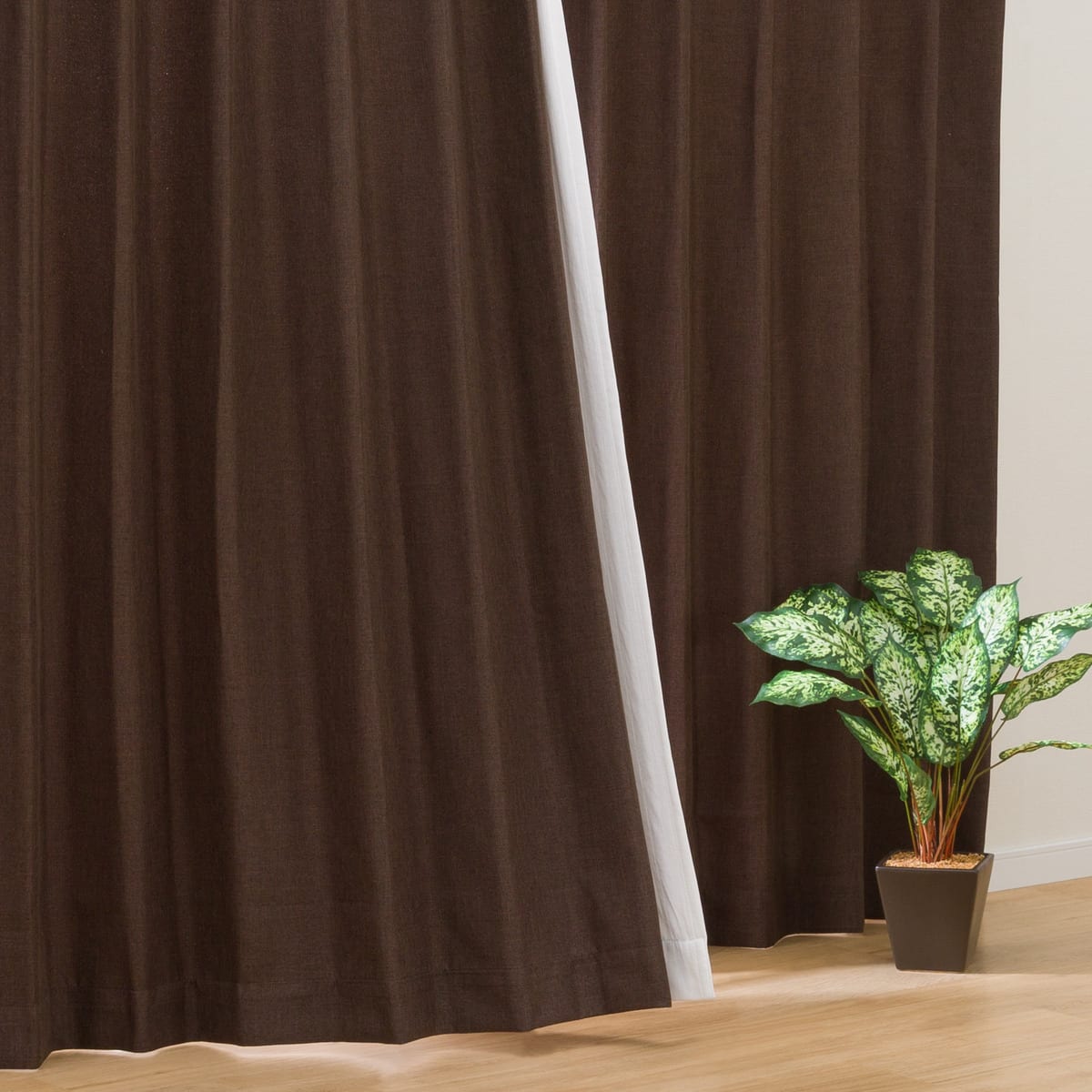 遮光2級カーテン(RD024 ブラウン 100X110X2) | ニトリネット【公式