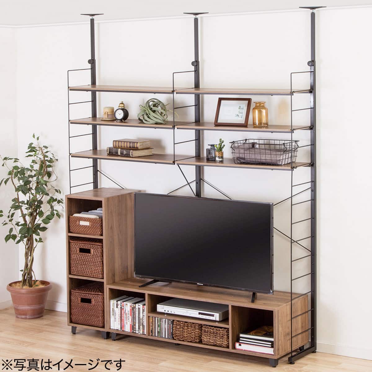 美虹です。 ニトリの棚2セットと棚板14枚 スチールフレーム ブラウン