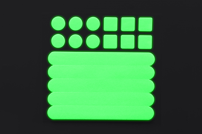 高輝度蓄光シール エルクライト™ シールJD.JC | 日東エルマテリアル