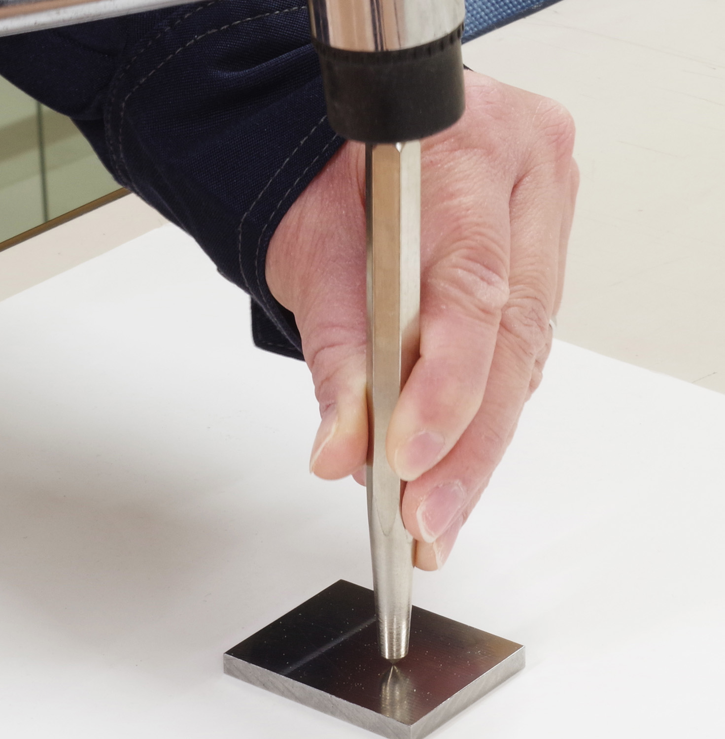 製品情報｜センターポンチ 150mm｜新潟精機株式会社｜新潟精機株式会社