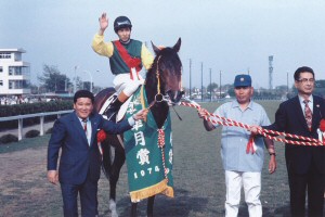 日刊競馬で振り返る名馬 - キタノカチドキ（1974年・第34回皐月賞）