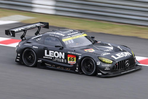 スーパーGT】菅波冬悟「人生で一番長い20周」チーム7年ぶり総合Vに