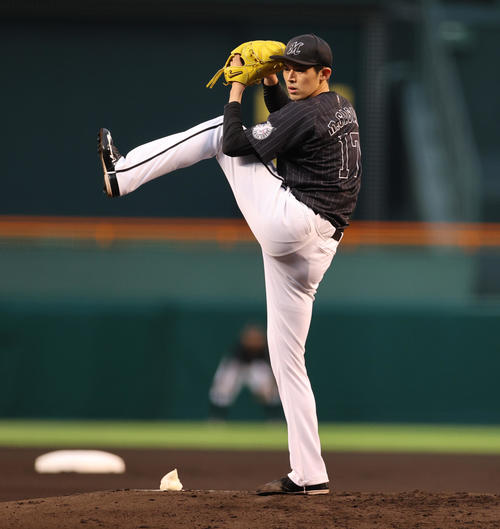 ロッテ佐々木朗希、念願の甲子園でプロ初勝利！ 最速154キロ5回4失点