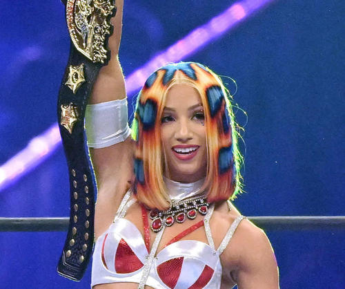 元WWEメルセデス・モネ、「CEO」を登録商標出願 1・4新日本東京