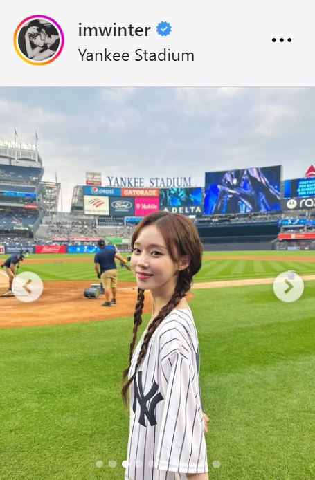 aespaのWINTERヤンキース戦でキュート過ぎる始球式 ユニホーム姿で